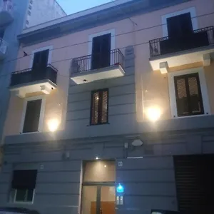 Inblu , Bari Itália