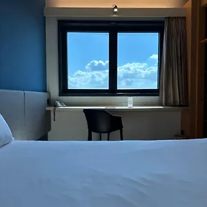 Ibis Fiera *** Roma