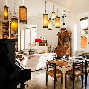 Wanderlust - Fromhometorome Apartment