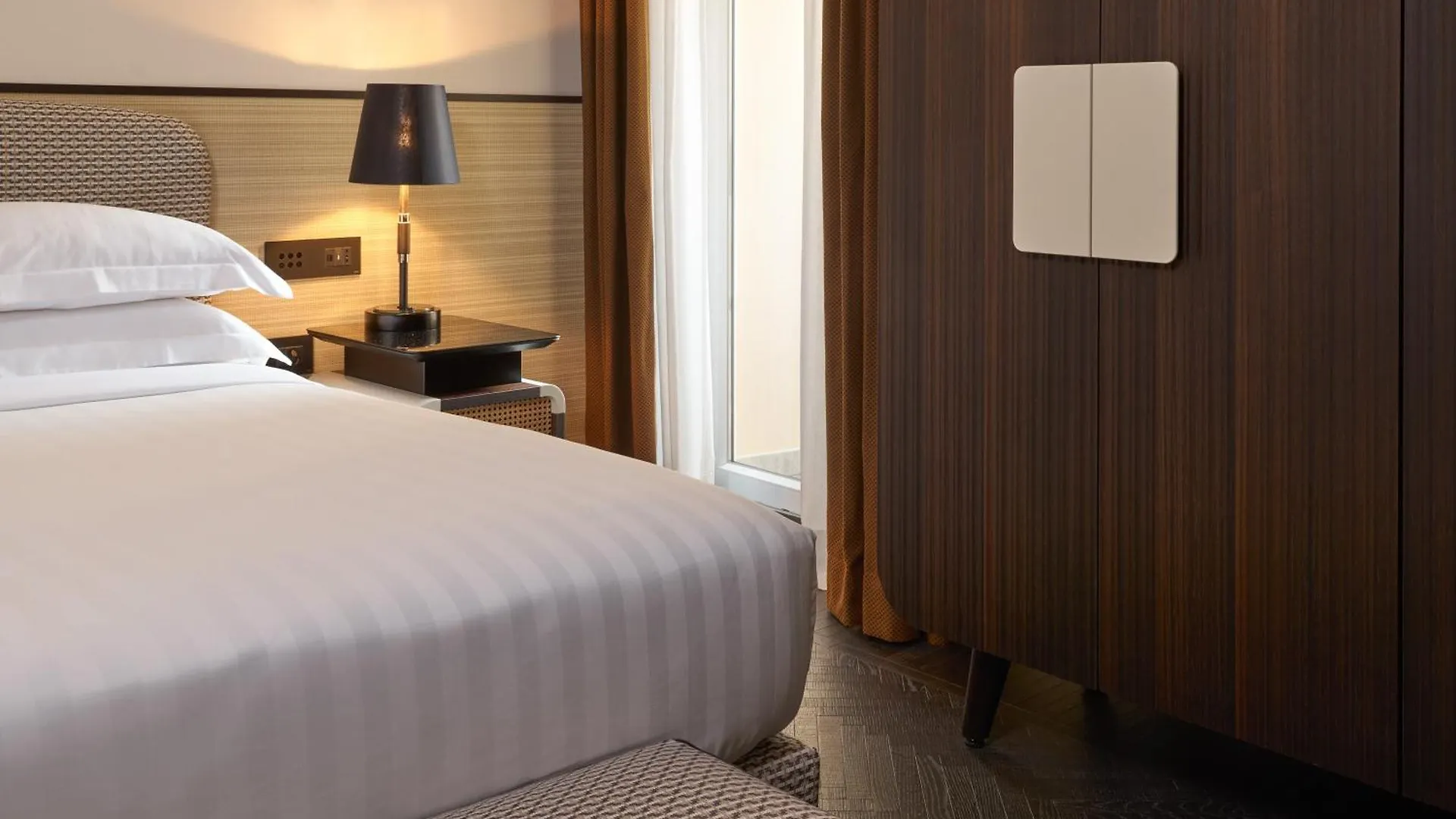 Tb Place Roma Hotel